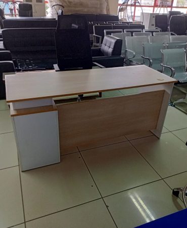 1.6m Office Desk