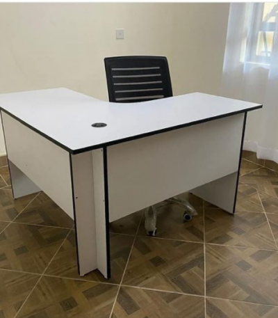 1.2m L-shaped Desk