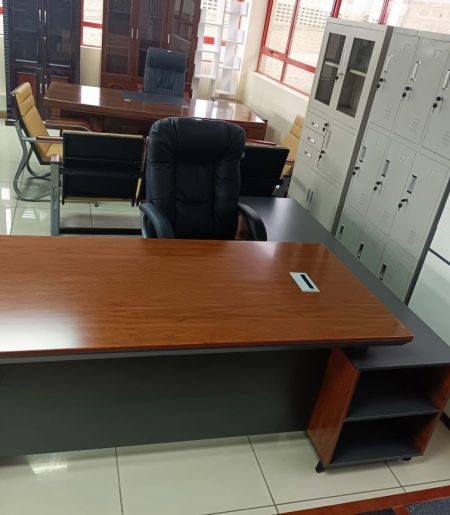 Super 1.8M Executive office desk