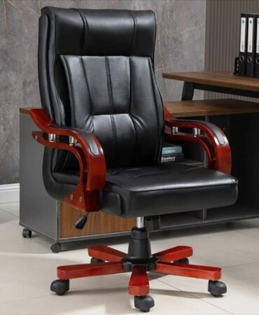 Executive office chair