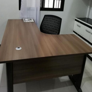 1200mm Curverd desk