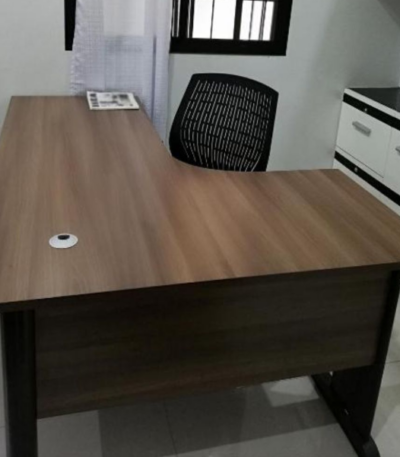 1200mm Curverd desk