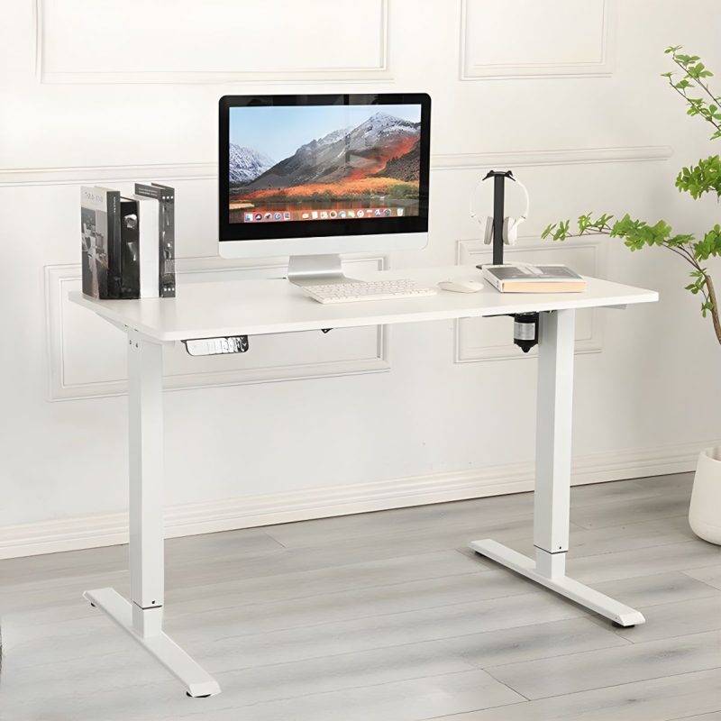 White electric adjustable desk - Image 4