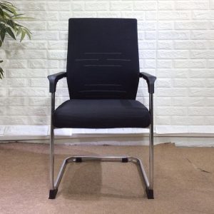 Cantilever mesh visitor's seat