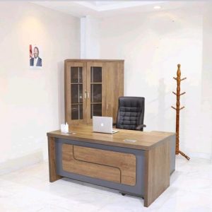1.6M Executive office table