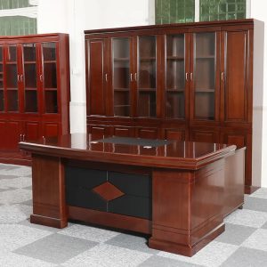 1.6 meters executive office desk