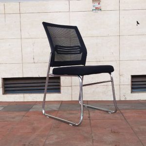 Medium Back Mesh Visitor Chair