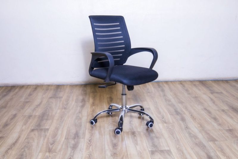 Ergonomic mid back swivel office chair