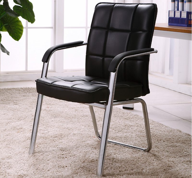 Medium back leather visitor seat