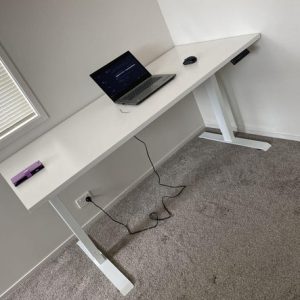 Adjustable height electric table