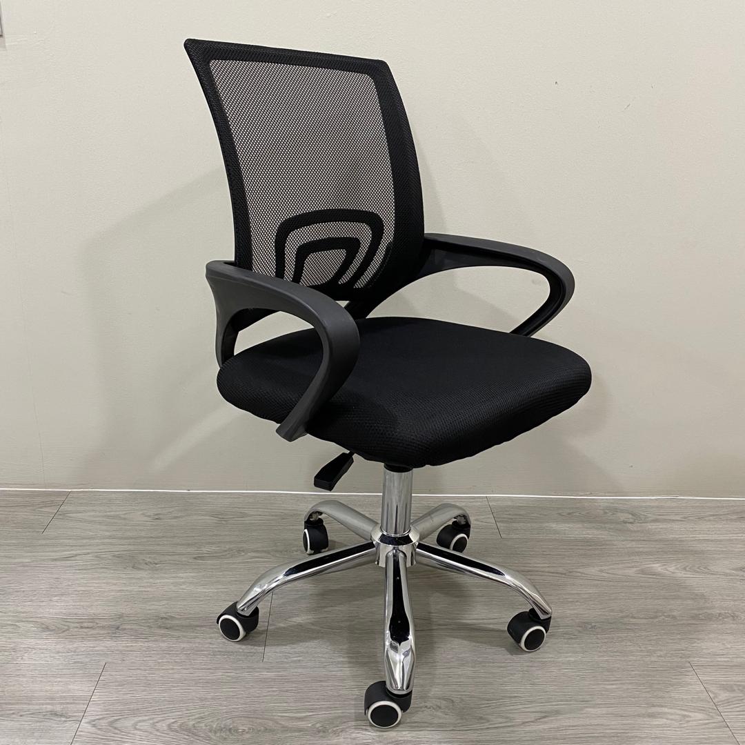 Low back ergonomic office chair