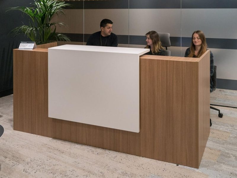 2.0m reception desk - Image 2