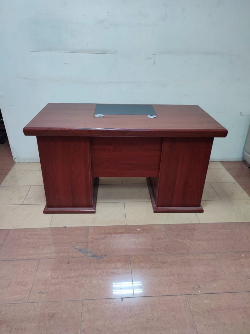 1400mm Executive Table - Image 7