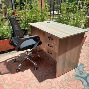 0.9m study desk & chair combo