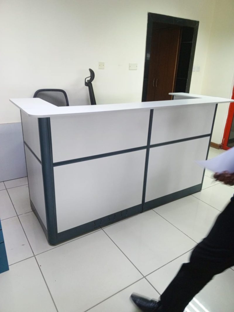 Office Reception Desk - Image 2
