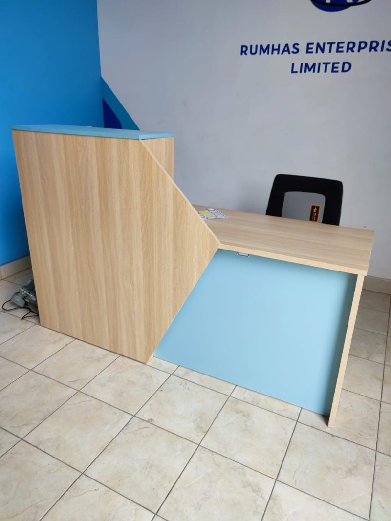 1.8m reception office desk