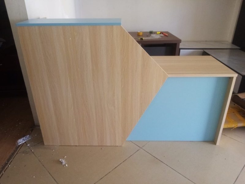 1.8m reception office desk - Image 3