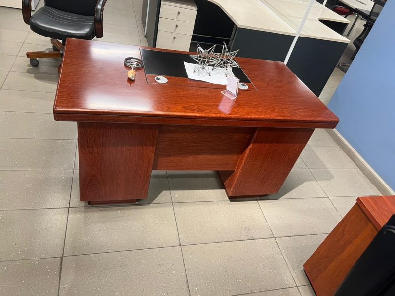 1.2m directors executive desk - Image 2