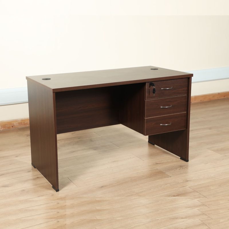 1400mm office desk - Image 3