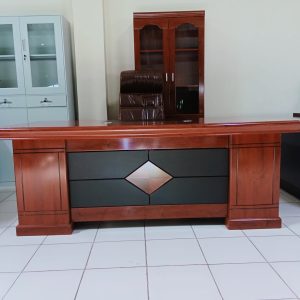 1.40m executive office desk
