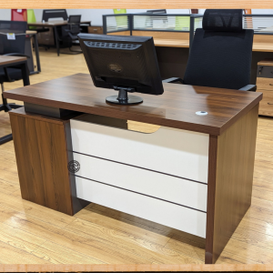 Cosmo executive desk